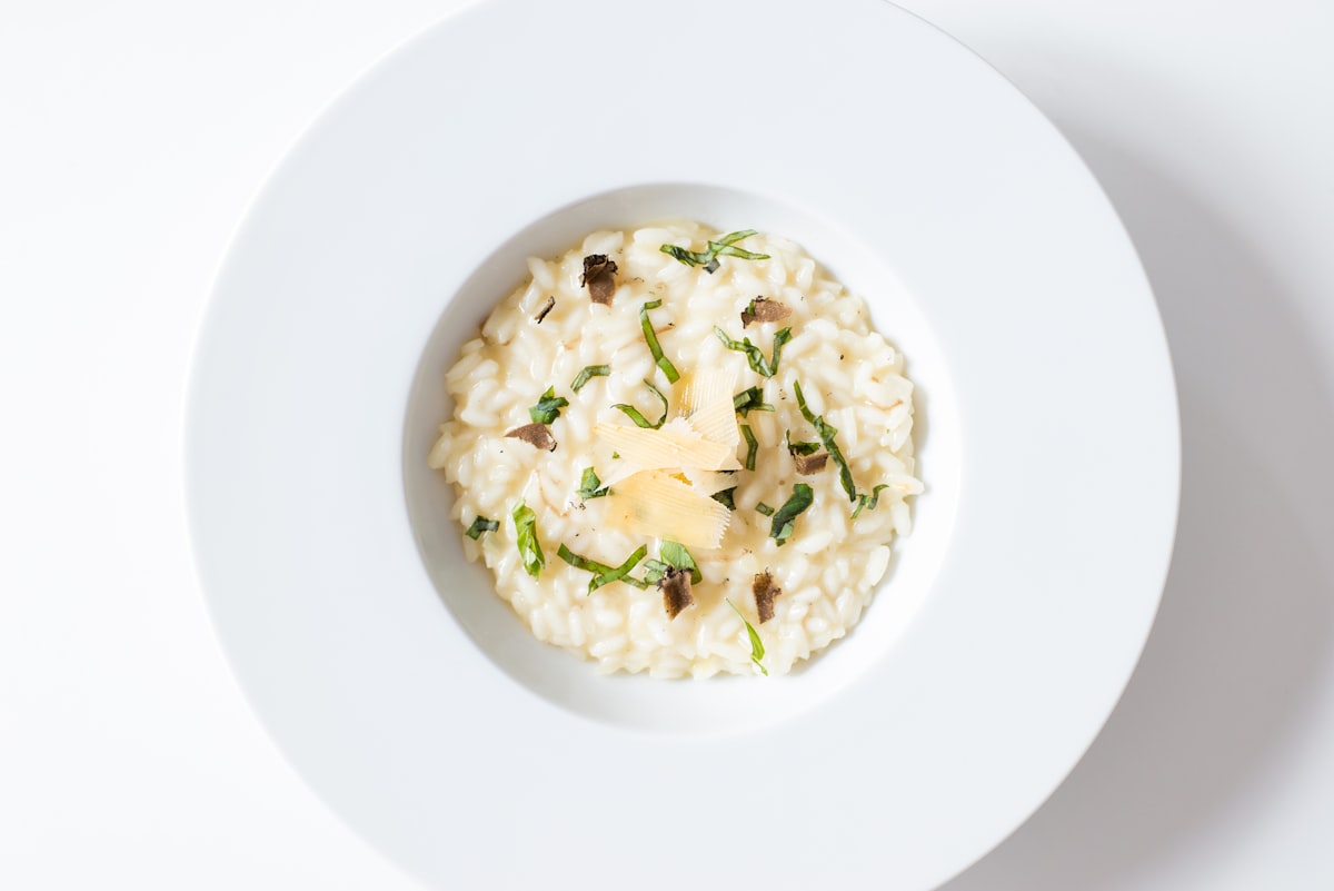 Piatto di risotto, immagine stock illustrativa.